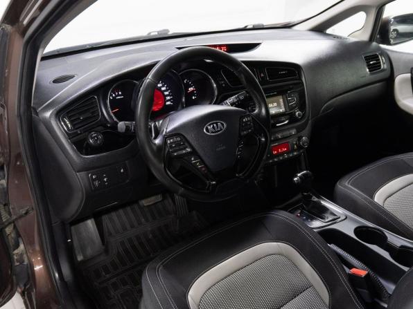 Kia Ceed II с пробегом 2013 года, цена 1 010 000 рублей, 180410 км, хэтчбек, Автокод Объявления