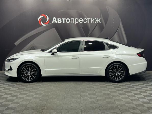 Hyundai Sonata VIII (DN8) с пробегом 2021 года, цена 2 400 000 рублей, 76000 км, седан, Автокод Объявления