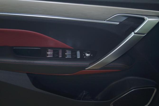 Geely Coolray I с пробегом 2023 года, цена 1 830 000 рублей, 39000 км, внедорожник, Автокод Объявления