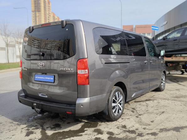 Toyota ProAce II с пробегом 2018 года, цена 3 450 000 рублей, 93950 км, минивэн, Автокод Объявления