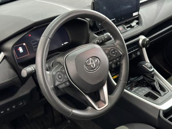 Toyota RAV4 V (XA50) с пробегом 2025 года, цена 3 850 000 рублей, 15000 км, внедорожник, Автокод Объявления