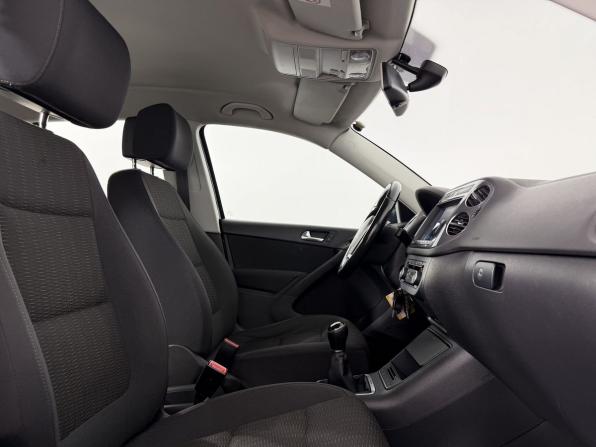 Volkswagen Tiguan I Рестайлинг с пробегом 2013 года, цена 1 190 000 рублей, 131736 км, внедорожник, Автокод Объявления
