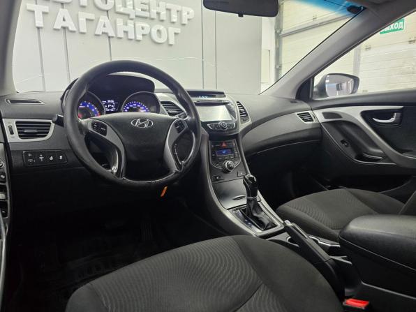 Hyundai Elantra V (MD) Рестайлинг с пробегом 2015 года, цена 1 299 000 рублей, 182169 км, седан, Автокод Объявления