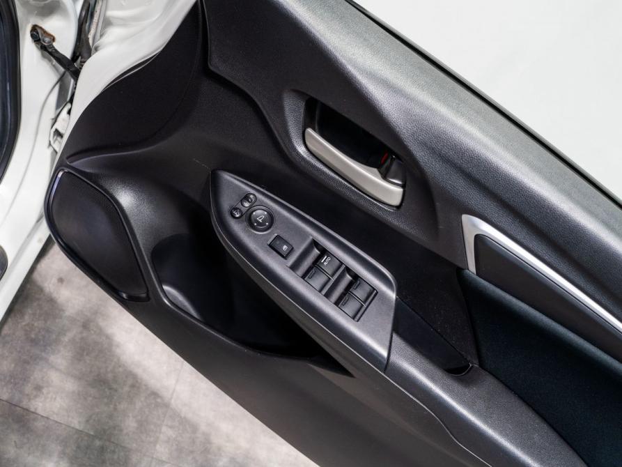 Honda Fit III Чита  - изображение 15