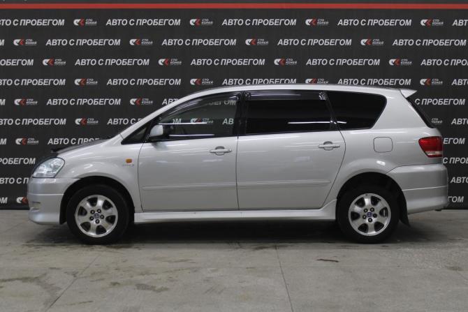 Toyota Ipsum II (M20) с пробегом 2002 года, цена 698 000 рублей, 123000 км, минивэн, Автокод Объявления