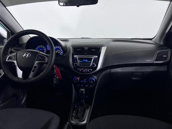 Hyundai Solaris I Рестайлинг с пробегом 2015 года, цена 995 000 рублей, 202731 км, седан, Автокод Объявления