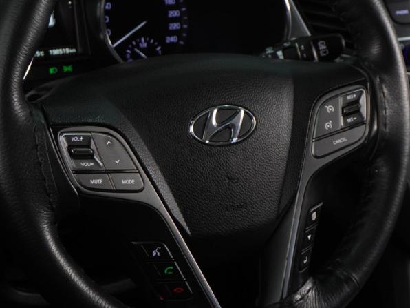 Hyundai Santa Fe III Рестайлинг с пробегом 2017 года, цена 1 999 000 рублей, 198519 км, внедорожник, Автокод Объявления