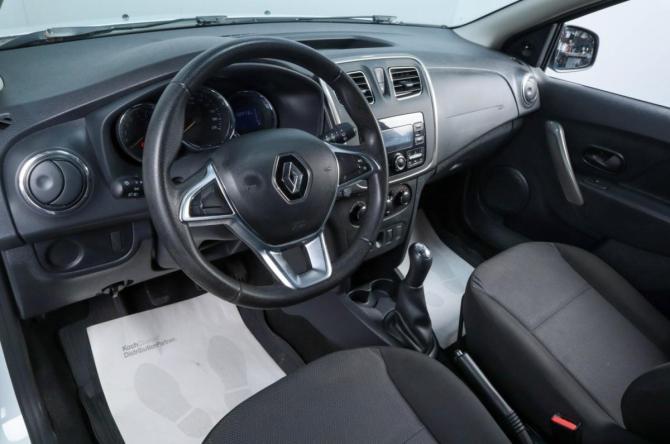 Renault Sandero II Рестайлинг с пробегом 2018 года, цена 889 000 рублей, 132000 км, хэтчбек, Автокод Объявления