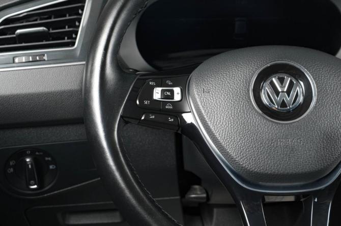 Volkswagen Tiguan II с пробегом 2017 года, цена 2 299 000 рублей, 148197 км, внедорожник, Автокод Объявления