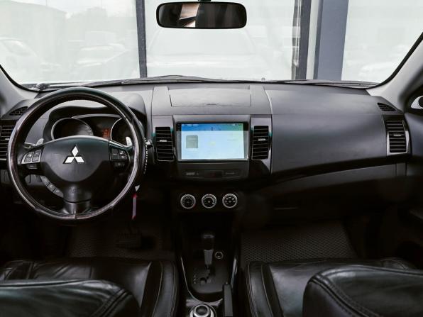 Mitsubishi Outlander II с пробегом 2007 года, цена 1 015 000 рублей, 271683 км, внедорожник, Автокод Объявления