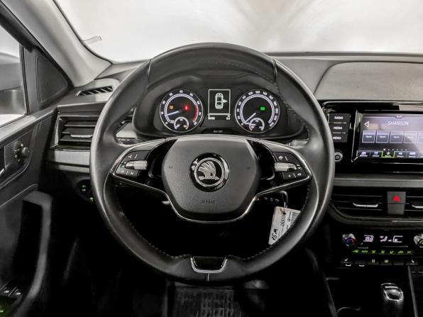 Skoda Rapid II с пробегом 2022 года, цена 1 765 000 рублей, 56429 км, лифтбек, Автокод Объявления