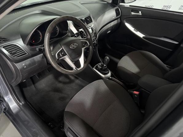 Hyundai Solaris I с пробегом 2013 года, цена 770 000 рублей, 209000 км, седан, Автокод Объявления