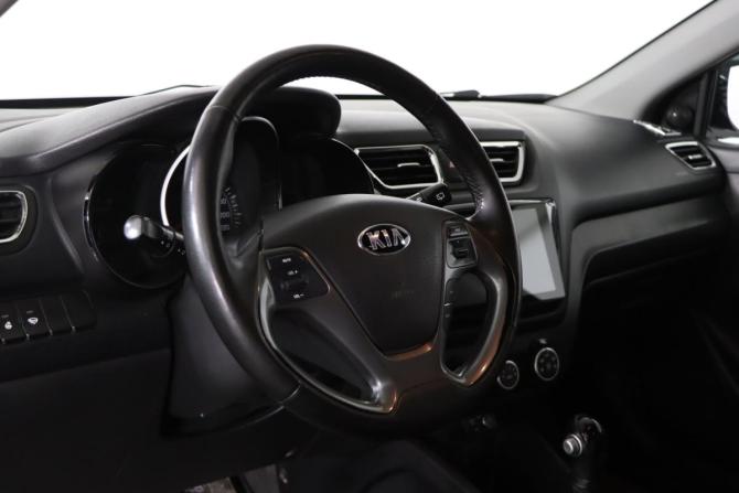 Kia Rio III Рестайлинг с пробегом 2017 года, цена 1 199 990 рублей, 153898 км, хэтчбек, Автокод Объявления