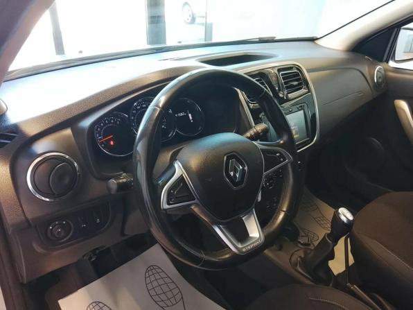 Renault Sandero II Рестайлинг с пробегом 2021 года, цена 1 249 000 рублей, 41200 км, хэтчбек, Автокод Объявления