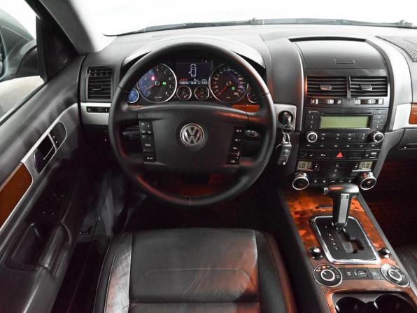 Volkswagen Touareg I Рестайлинг с пробегом 2008 года, цена 1 150 000 рублей, 228810 км, внедорожник, Автокод Объявления