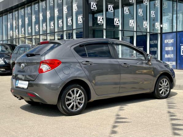Brilliance H230 с пробегом 2015 года, цена 650 000 рублей, 59000 км, хэтчбек, Автокод Объявления