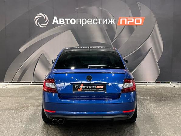 Skoda Octavia III (A7) Рестайлинг с пробегом 2019 года, цена 1 944 000 рублей, 141780 км, лифтбек, Автокод Объявления