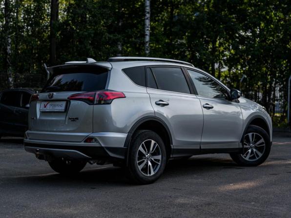 Toyota RAV4 IV (XA40) Рестайлинг с пробегом 2018 года, цена 2 020 000 рублей, 196951 км, внедорожник, Автокод Объявления