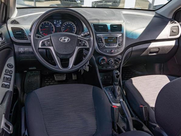Hyundai Solaris I Рестайлинг с пробегом 2016 года, цена 1 050 000 рублей, 190031 км, седан, Автокод Объявления