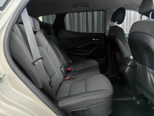 Hyundai Santa Fe III Рестайлинг с пробегом 2016 года, цена 1 999 000 рублей, 118632 км, внедорожник, Автокод Объявления
