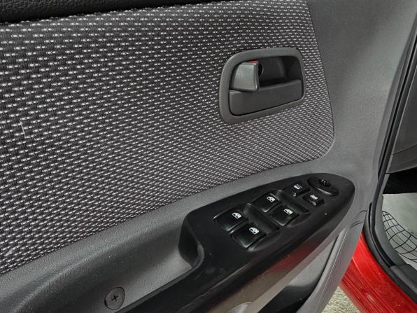 Kia Rio II Рестайлинг с пробегом 2010 года, цена 630 000 рублей, 196600 км, хэтчбек, Автокод Объявления