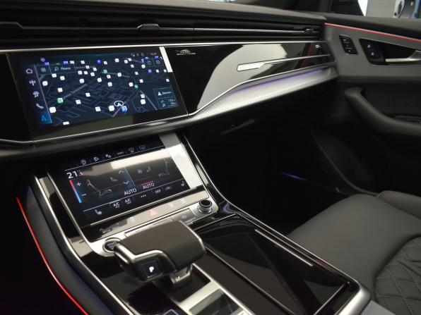 Audi Q8 I (4M) Рестайлинг с пробегом 2024 года, цена 12 500 000 рублей, 5933 км, внедорожник, Автокод Объявления