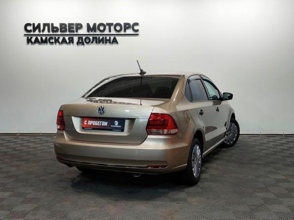 Volkswagen Polo V Рестайлинг с пробегом 2019 года, цена 1 215 000 рублей, 67000 км, седан, Автокод Объявления