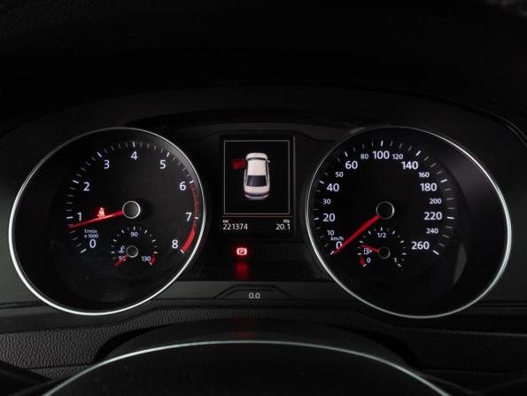 Volkswagen Passat B8 с пробегом 2016 года, цена 1 605 000 рублей, 221374 км, седан, Автокод Объявления