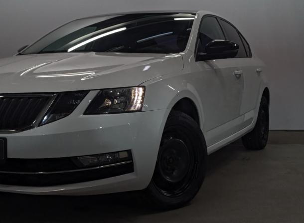 Skoda Octavia III (A7) Рестайлинг с пробегом 2017 года, цена 1 650 000 рублей, 97857 км, лифтбек, Автокод Объявления