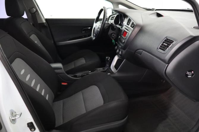 Kia Ceed II с пробегом 2012 года, цена 1 099 000 рублей, 113000 км, хэтчбек, Автокод Объявления