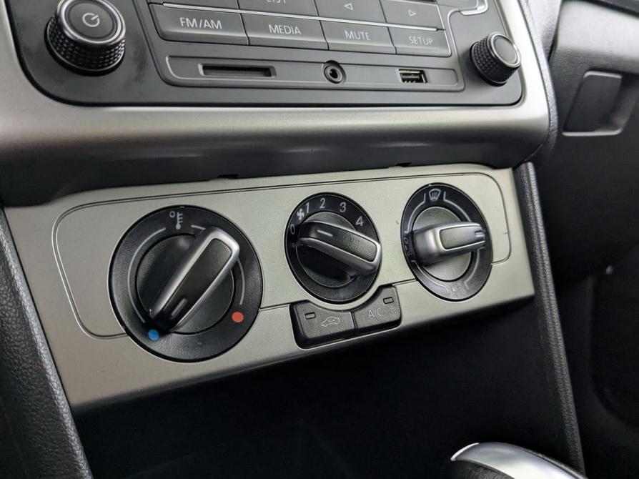 Volkswagen Polo V Рестайлинг Москва  - изображение 14