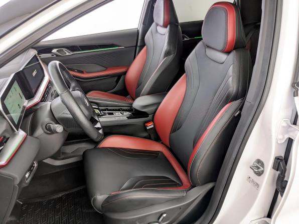 Geely Coolray I Рестайлинг с пробегом 2023 года, цена 2 060 000 рублей, 49909 км, внедорожник, Автокод Объявления