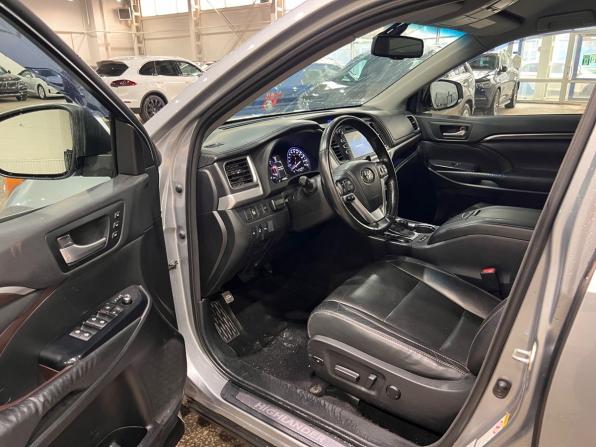 Toyota Highlander III (XU50) с пробегом 2014 года, цена 2 770 000 рублей, 123800 км, внедорожник, Автокод Объявления