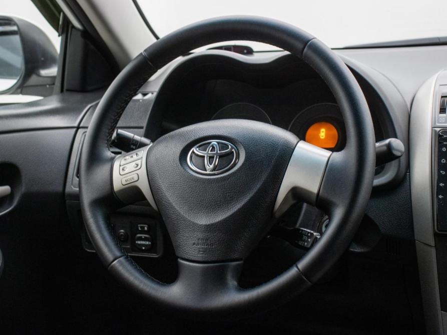 Toyota Corolla X (E140 E150) Москва  - изображение 15