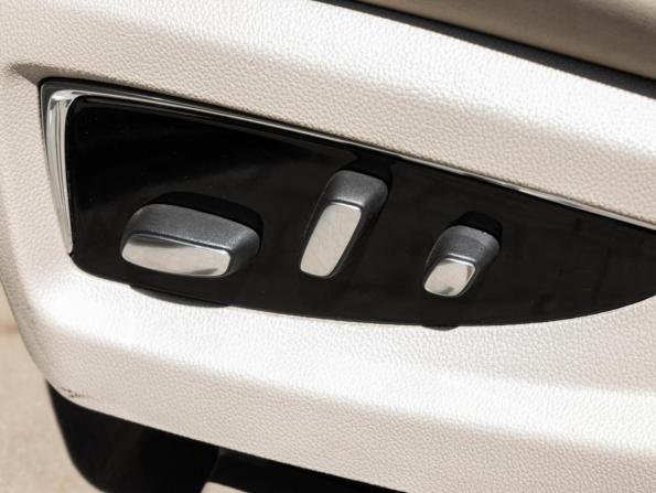 Cadillac Escalade IV с пробегом 2015 года, цена 4 240 000 рублей, 107109 км, внедорожник, Автокод Объявления