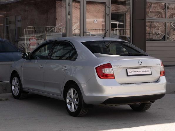 Skoda Rapid I с пробегом 2015 года, цена 1 180 000 рублей, 78478 км, лифтбек, Автокод Объявления