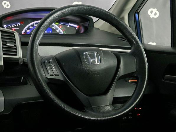 Honda Freed I с пробегом 2011 года, цена 1 029 000 рублей, 133762 км, компактвэн, Автокод Объявления