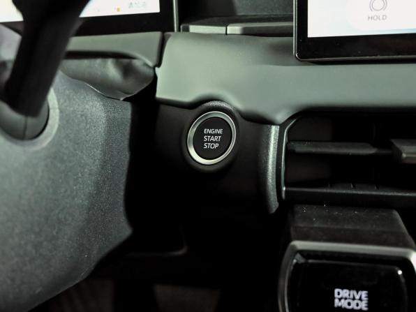 Toyota RAV4 VI (XA60) с пробегом 2026 года, цена 4 700 000 рублей, 18 км, внедорожник, Автокод Объявления