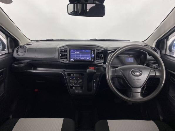 Daihatsu Mira e:S II с пробегом 2020 года, цена 800 000 рублей, 138335 км, хэтчбек, Автокод Объявления