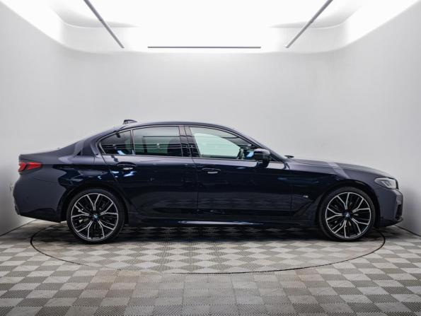 BMW 5 серии VII (G30/G31/G38) Рестайлинг с пробегом 2021 года, цена 4 577 000 рублей, 92420 км, седан, Автокод Объявления