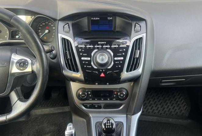Ford Focus III с пробегом 2014 года, цена 750 000 рублей, 251920 км, хэтчбек, Автокод Объявления
