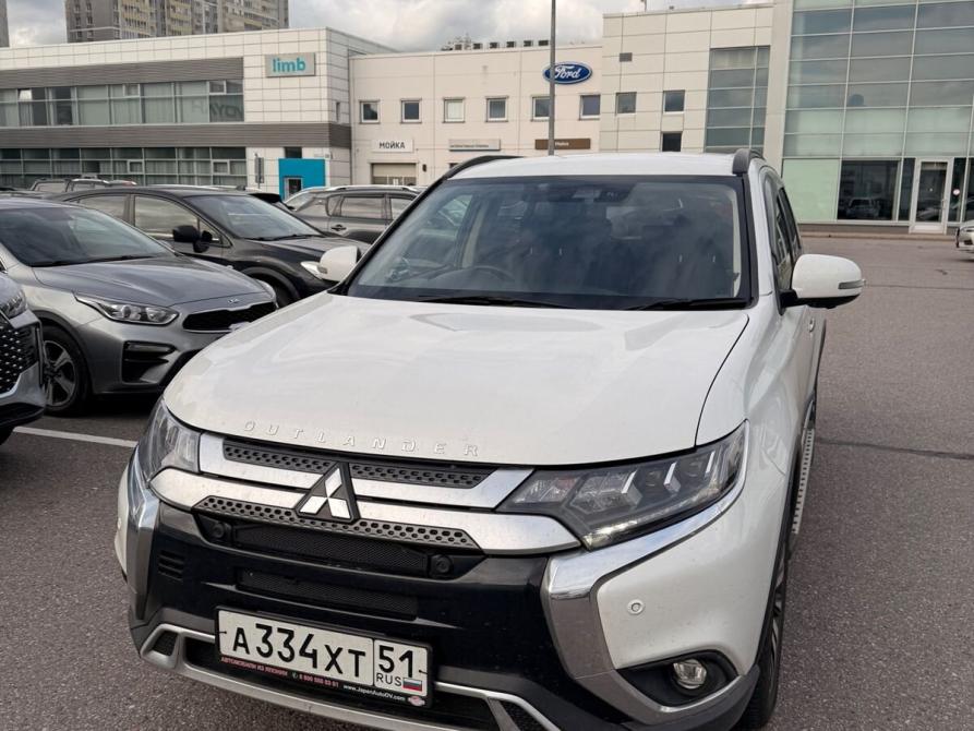 Mitsubishi Outlander III Рестайлинг 3 Санкт-Петербург  - изображение 1
