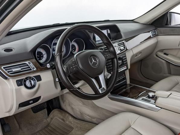 Mercedes-Benz E-Класс IV (W212 S212 C207) Рестайлинг с пробегом 2014 года, цена 1 880 000 рублей, 197013 км, седан, Автокод Объявления