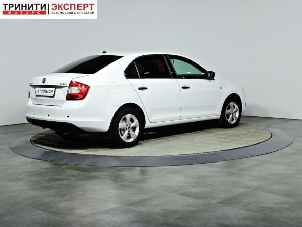Skoda Rapid I с пробегом 2016 года, цена 1 037 000 рублей, 135713 км, лифтбек, Автокод Объявления