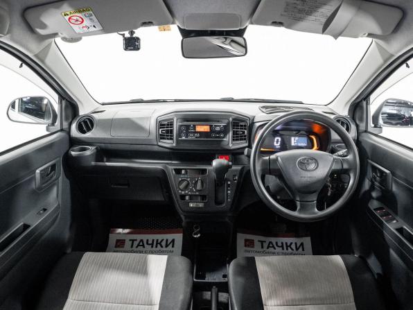 Toyota Pixis Epoch II с пробегом 2017 года, цена 695 000 рублей, 56062 км, хэтчбек, Автокод Объявления