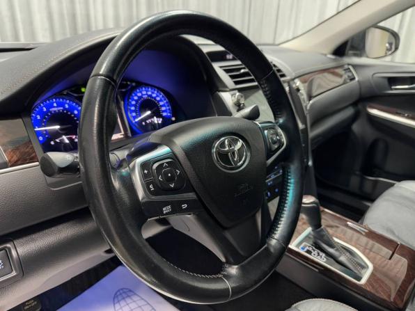 Toyota Camry VII (XV50) Рестайлинг 2 с пробегом 2017 года, цена 2 178 000 рублей, 119979 км, седан, Автокод Объявления