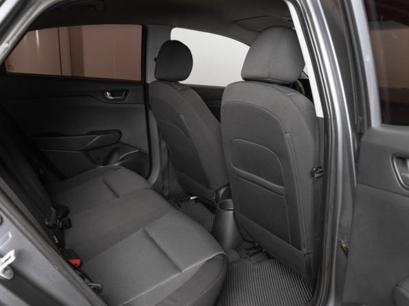 Hyundai Solaris II Рестайлинг с пробегом 2021 года, цена 1 361 900 рублей, 134428 км, седан, Автокод Объявления