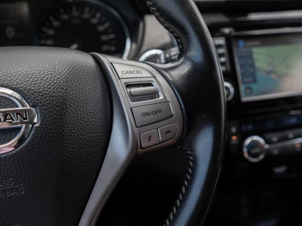 Nissan Qashqai II с пробегом 2015 года, цена 1 675 000 рублей, 119717 км, внедорожник, Автокод Объявления