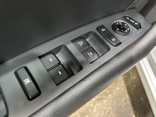 Hyundai Sonata VII (LF) Рестайлинг с пробегом 2017 года, цена 1 519 000 рублей, 102850 км, седан, Автокод Объявления