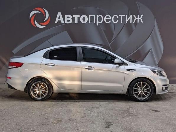 Kia Rio III Рестайлинг с пробегом 2015 года, цена 870 000 рублей, 135700 км, седан, Автокод Объявления